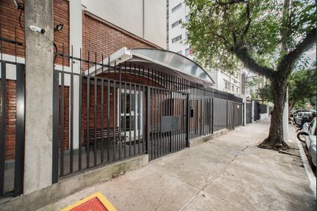 Apartamento para alugar com 55m², 2 quartos e 1 vaga Apartamento para alugar com 55m², 2 quartos e 1 vagaFrente