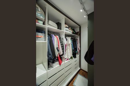 Apartamento para alugar com 55m², 2 quartos e 1 vaga Apartamento para alugar com 55m², 2 quartos e 1 vagaQuarto 2 - Closet