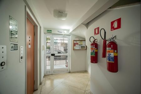 Apartamento para alugar com 55m², 2 quartos e 1 vaga Apartamento para alugar com 55m², 2 quartos e 1 vagaHall de entrada