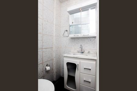 Banheiro de apartamento para alugar com 1 quarto, 34m² em Centro Histórico, Porto Alegre