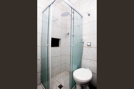 Banheiro de apartamento para alugar com 1 quarto, 34m² em Centro Histórico, Porto Alegre