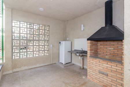 Apartamento para alugar com 37m², 2 quartos e sem vagaAquecÁrea comum - Churrasqueiraedor