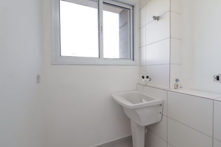 Apartamento para alugar com 37m², 2 quartos e 1 vagaÁrea de Serviço