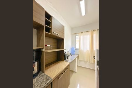 Apartamento para alugar com 69m², 2 quartos e 2 vagasCozinha