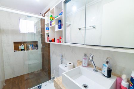 Apartamento à venda com 68m², 2 quartos e 1 vaga Apartamento à venda com 68m², 2 quartos e 1 vagaBanheiro