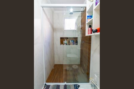 Apartamento à venda com 68m², 2 quartos e 1 vaga Apartamento à venda com 68m², 2 quartos e 1 vagaBanheiro
