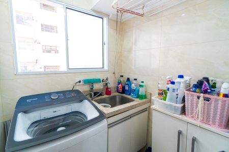 Apartamento à venda com 68m², 2 quartos e 1 vaga Apartamento à venda com 68m², 2 quartos e 1 vagaÁrea de Serviço