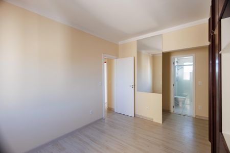 Apartamento para alugar com 107m², 3 quartos e 2 vagasSuíte