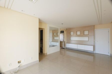 Apartamento para alugar com 107m², 3 quartos e 2 vagasSala