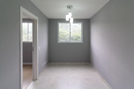 Apartamento para alugar com 32m², 2 quartos e sem vaga Apartamento para alugar com 32m², 2 quartos e sem vagaSala