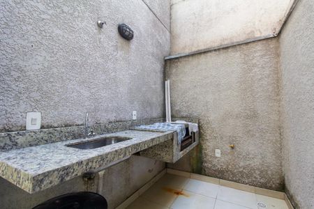 Studio à venda com 33m², 1 quarto e sem vagaÁrea comum - Salão de festas