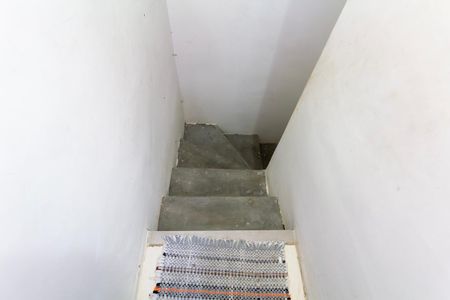 Studio à venda com 33m², 1 quarto e sem vagaEscada