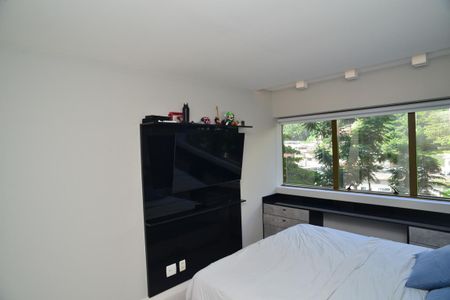Apartamento para alugar com 80m², 2 quartos e 1 vagaSuíte