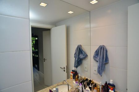 Apartamento para alugar com 80m², 2 quartos e 1 vagaBanheiro Suíte