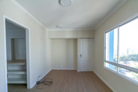 Apartamento para alugar com 70m², 2 quartos e 1 vaga Apartamento para alugar com 70m², 2 quartos e 1 vagaSala