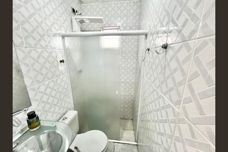 Apartamento para alugar com 64m², 2 quartos e sem vagaBanheiro