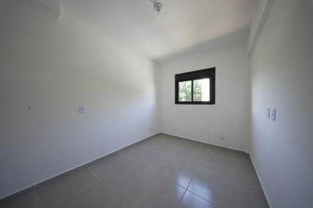 Quarto 1 de apartamento para alugar com 2 quartos, 36m² em Vila Santa Teresa, São Paulo