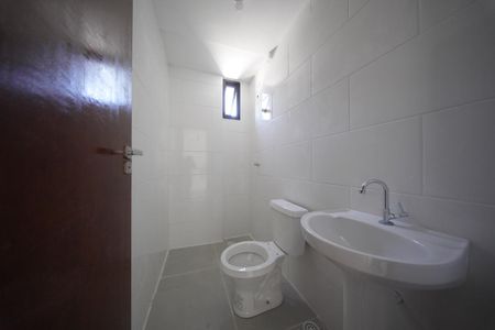 Apartamento para alugar com 36m², 2 quartos e sem vaga Apartamento para alugar com 36m², 2 quartos e sem vagaBanheiro