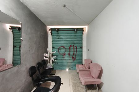 Casa à venda com 325m², 3 quartos e 6 vagasCômodo extra