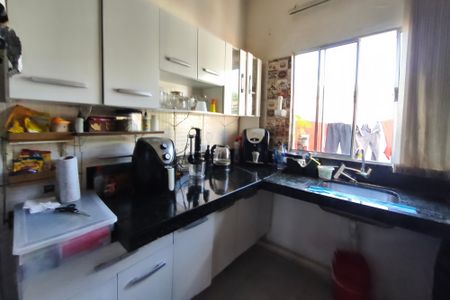 Casa à venda com 325m², 3 quartos e 6 vagasCasa 2 - Cozinha
