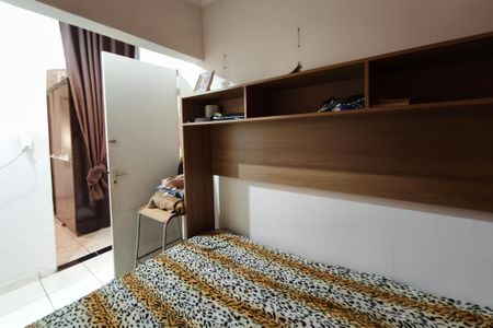 Casa à venda com 325m², 3 quartos e 6 vagasCasa 2 - Quarto 2