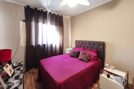 Casa à venda com 325m², 3 quartos e 6 vagasQuarto 1