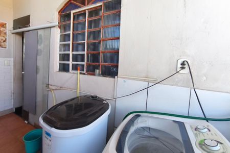 Casa à venda com 325m², 3 quartos e 6 vagasÁrea de Serviço
