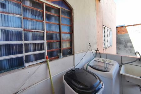 Casa à venda com 325m², 3 quartos e 6 vagasÁrea de Serviço