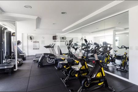 Apartamento à venda com 158m², 3 quartos e 3 vagas Apartamento à venda com 158m², 3 quartos e 3 vagasÁrea comum - Academia