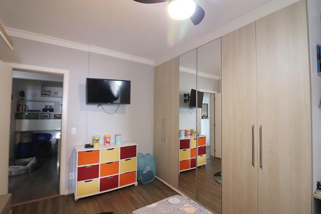 Apartamento à venda com 158m², 3 quartos e 3 vagasSuíte 2