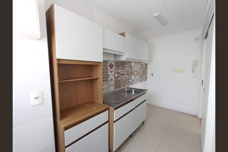Cozinha de apartamento para alugar com 2 quartos, 50m² em São José, Porto Alegre