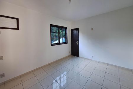 Casa de condomínio à venda com 258m², 3 quartos e 4 vagasSuíte 1