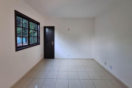 Casa de condomínio à venda com 258m², 3 quartos e 4 vagasSuíte 1