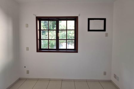 Quarto 1 de casa de condomínio à venda com 3 quartos, 258m² em Santa Barbara, Niterói
