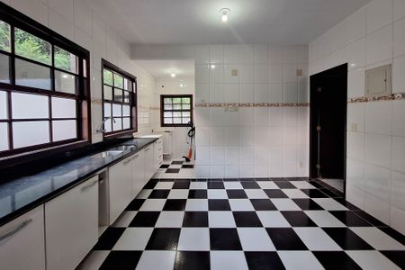 Casa de condomínio à venda com 258m², 3 quartos e 4 vagasCozinha