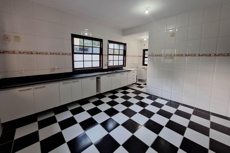 Casa de condomínio à venda com 258m², 3 quartos e 4 vagasCozinha