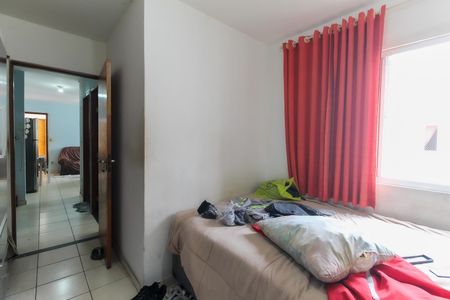 Quarto 1 de apartamento para alugar com 2 quartos, 50m² em Jardim Zelia, Itaquaquecetuba