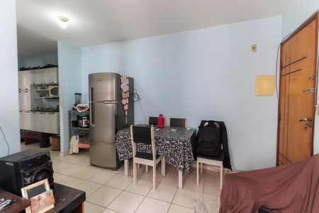 Apartamento para alugar com 50m², 2 quartos e 1 vaga Apartamento para alugar com 50m², 2 quartos e 1 vagaSala