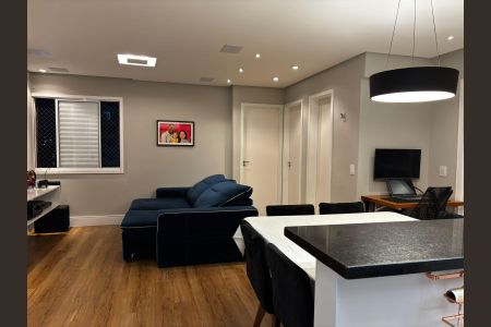Apartamento à venda com 56m², 2 quartos e 1 vaga Apartamento à venda com 56m², 2 quartos e 1 vagaSala