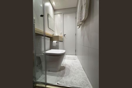 Apartamento à venda com 56m², 2 quartos e 1 vaga Apartamento à venda com 56m², 2 quartos e 1 vagaBanheiro