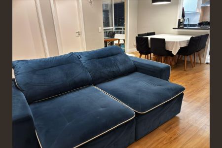 Apartamento à venda com 56m², 2 quartos e 1 vaga Apartamento à venda com 56m², 2 quartos e 1 vagaSala