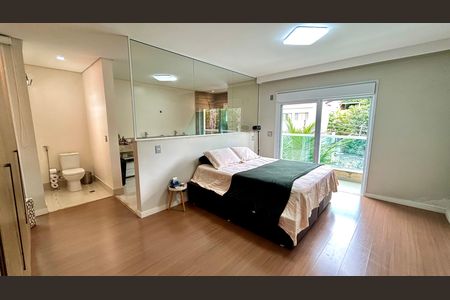 Casa à venda com 240m², 3 quartos e 8 vagasQuarto Suíte 1