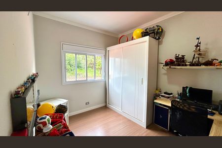Casa à venda com 240m², 3 quartos e 8 vagasQuarto Suíte 3
