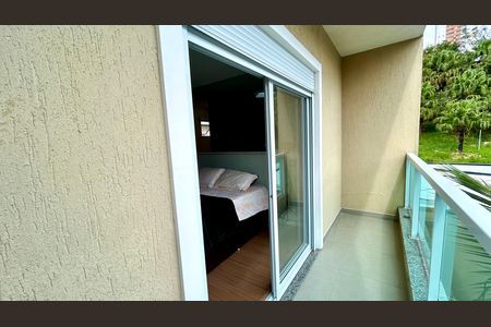 Casa à venda com 240m², 3 quartos e 8 vagasSacada da Suíte 1