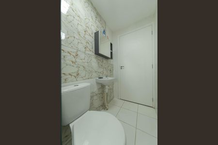 Apartamento para alugar com 33m², 2 quartos e sem vaga Apartamento para alugar com 33m², 2 quartos e sem vagaBanheiro