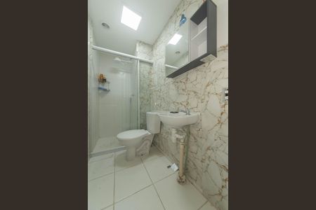 Apartamento para alugar com 33m², 2 quartos e sem vaga Apartamento para alugar com 33m², 2 quartos e sem vagaBanheiro
