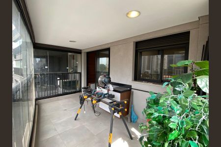 Apartamento para alugar com 73m², 2 quartos e 2 vagasVaranda