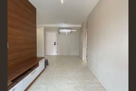 Sala de apartamento para alugar com 2 quartos, 73m² em Pinheiros, São Paulo