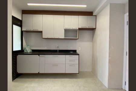 Apartamento para alugar com 73m², 2 quartos e 2 vagasCozinha