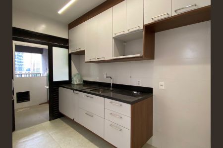 Apartamento para alugar com 73m², 2 quartos e 2 vagasCozinha